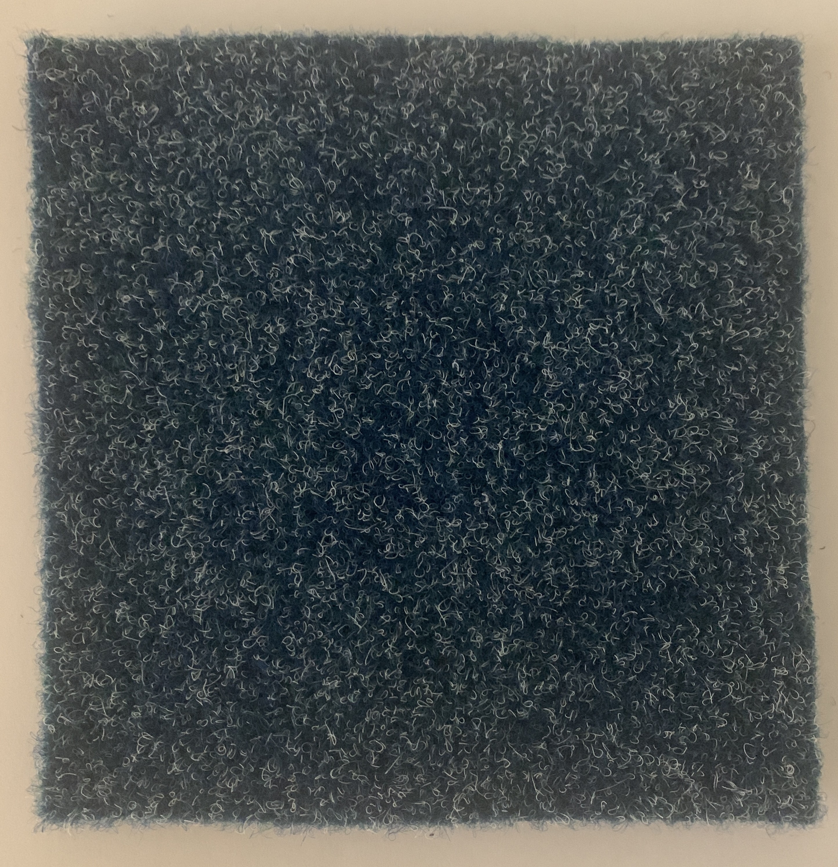 Exhibit Modular Flooring's Bluestone 8020 Tile in Ocean Blue